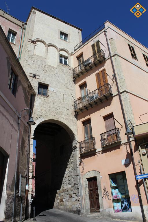 Torre Dello Sperone Daire Cagliari Dış mekan fotoğraf